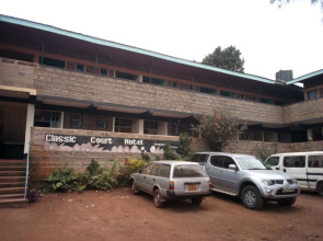 Classic Court Hotel