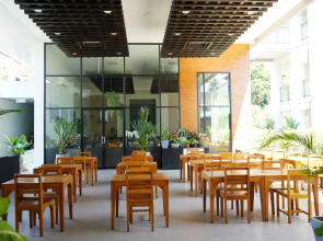 Sugar Palm Grand Hillside