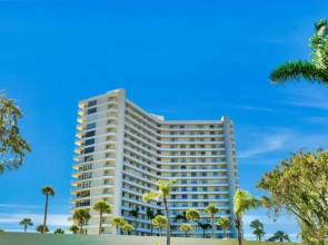 South Seas Tower 3-1512