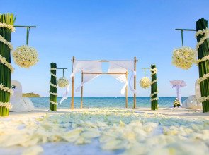 Sareeraya Villas & Suites