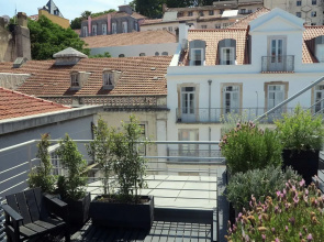 The Lisbonaire Apartments