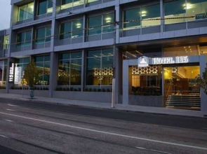 Apartments On Cotham