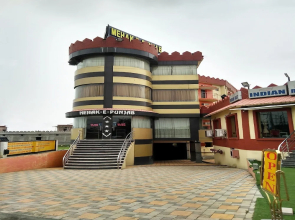OYO 17009 Mehak-e-punjab
