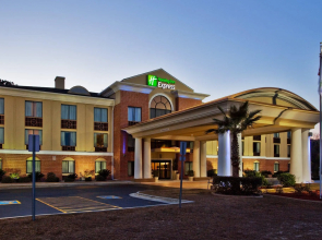 Holiday Inn Express Hinesville by IHG