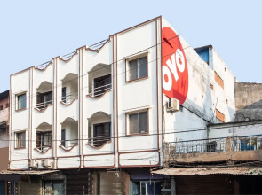 Hotel Aditya Regency by OYO