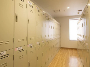 Shinjuku Kuyakusho-mae Capsule Hotel