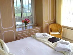 Watersedge Guest House