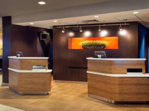Courtyard Phoenix North by Marriott
