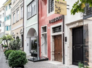 Goldenstern Townhouse