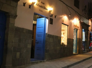 Hostal Alfredo's Palace