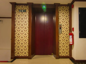 Patong Hemingway's Hotel