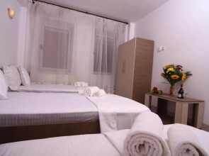 Ideal Accommodation Unirii Square