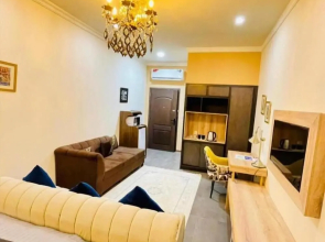 Swan Suites