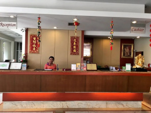 Hadyai Golden Crown Hotel