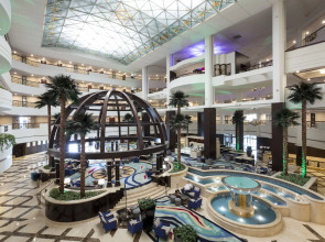 Mövenpick Grand Al Bustan Dubai