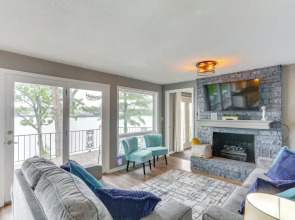 2 Private Decks: Lake-view Osage Beach Home