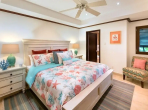 Condo Coral Cove 11 - Near Sandy Lane Beach