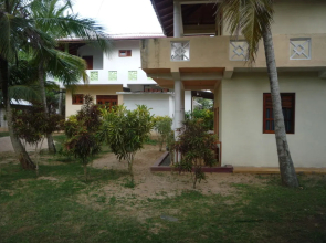 Beach Lagoon Guest House