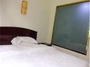 Guangwushan Rongxingju Inn Bazhong