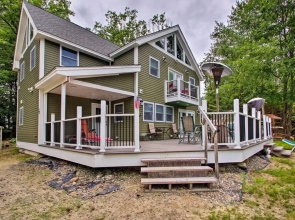 Waterfront Ashland Home ~ 2 Mi to Downtown!