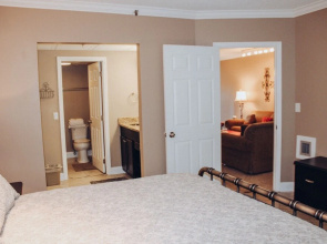 103 2-Bedroom 2 Condo by RedAwning