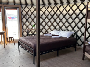 Юмарт озеро Талкас База семейного отдыха