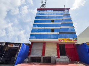 OYO 48698 Hotel Settle Inn