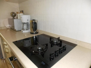 Anna's Sea View Apartment