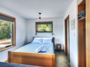 Freycinet Stone Studio 7