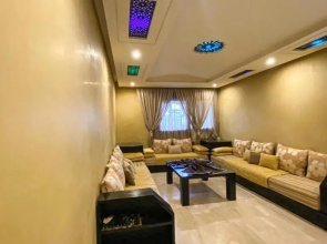 Iris beach luxurious apartment