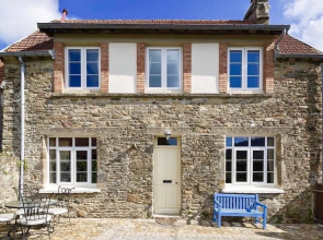 Glatigny Farmhouse