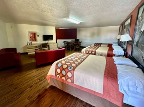 Super 8 by Wyndham Athens TX