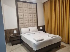 Charming Amman Apartment With Central Air-con & Street Parking