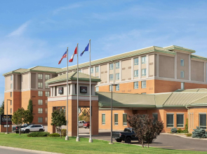 Royal Hotel Calgary, Trademark Collection by Wyndham