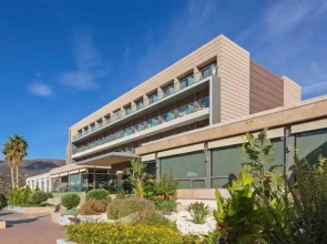 Aktia Lounge Hotel & Spa