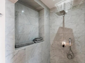 Valletta Collection - 101 Republic