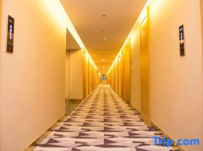 Tiffany Zhenxuan Hotel (Songshan hospital branch of Chifeng high speed railway station)