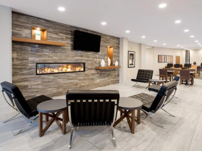 Holiday Inn Express & Suites Lubbock Central - Univ Area by IHG