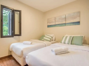 Gin 3-Bedroom Apartment in Mzaar