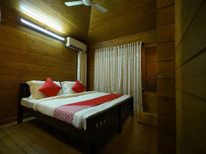 OYO 14514 Home Riverside Cottage Vyttila