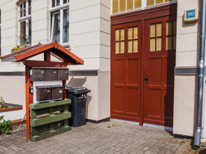 Charmante Altbau-Wohnung zwischen Altstadt und Klinikum mit Parkplatz