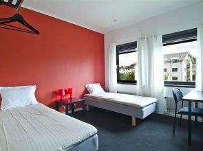 Hotel and Vandrarhem 10