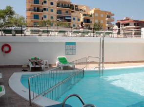 Отель Amic Miraflores