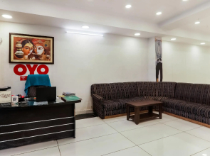 OYO Flagship 75575 Krishna Regency