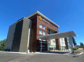 La Quinta Inn & Suites by Wyndham Centralia
