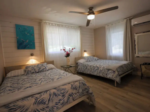 Paradise Hollywood Gardens