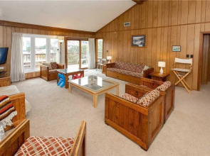 Hess Virginia - 5 Br Home