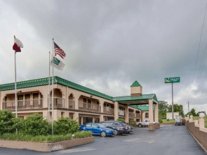 Quality Inn Mt. Pleasant