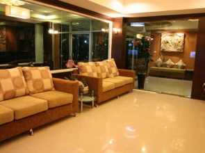 Queen's Garden Resort At Riverview