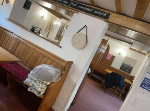 Glan Yr Afon Inn